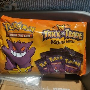 Pokemon BOOster Bundle